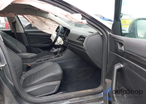 2021 Volkswagen Jetta 1.4T Sel from USA, damaged, VIN 3VWE57BU5MM024536